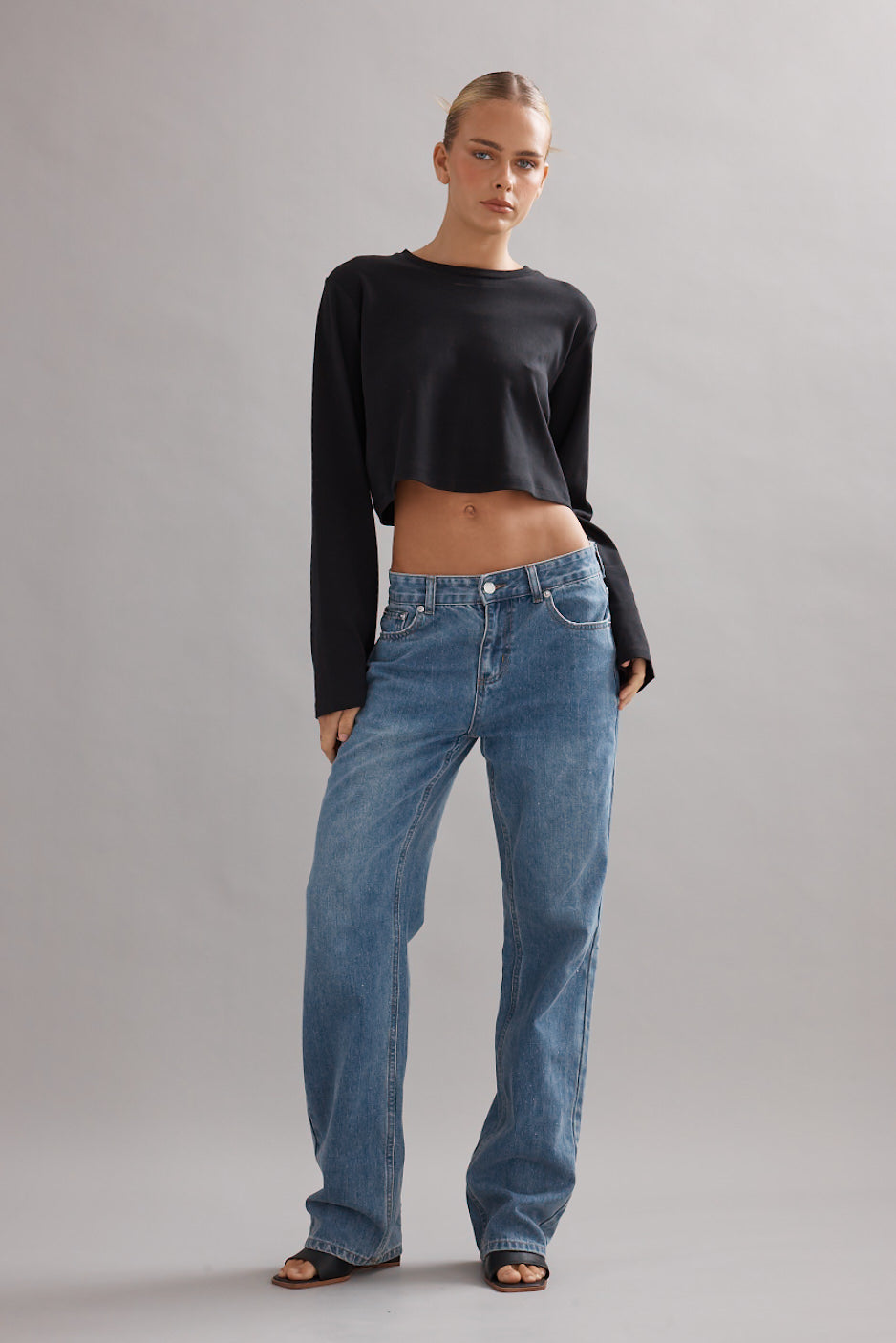 Club CC Cropped Long Sleeve Tee