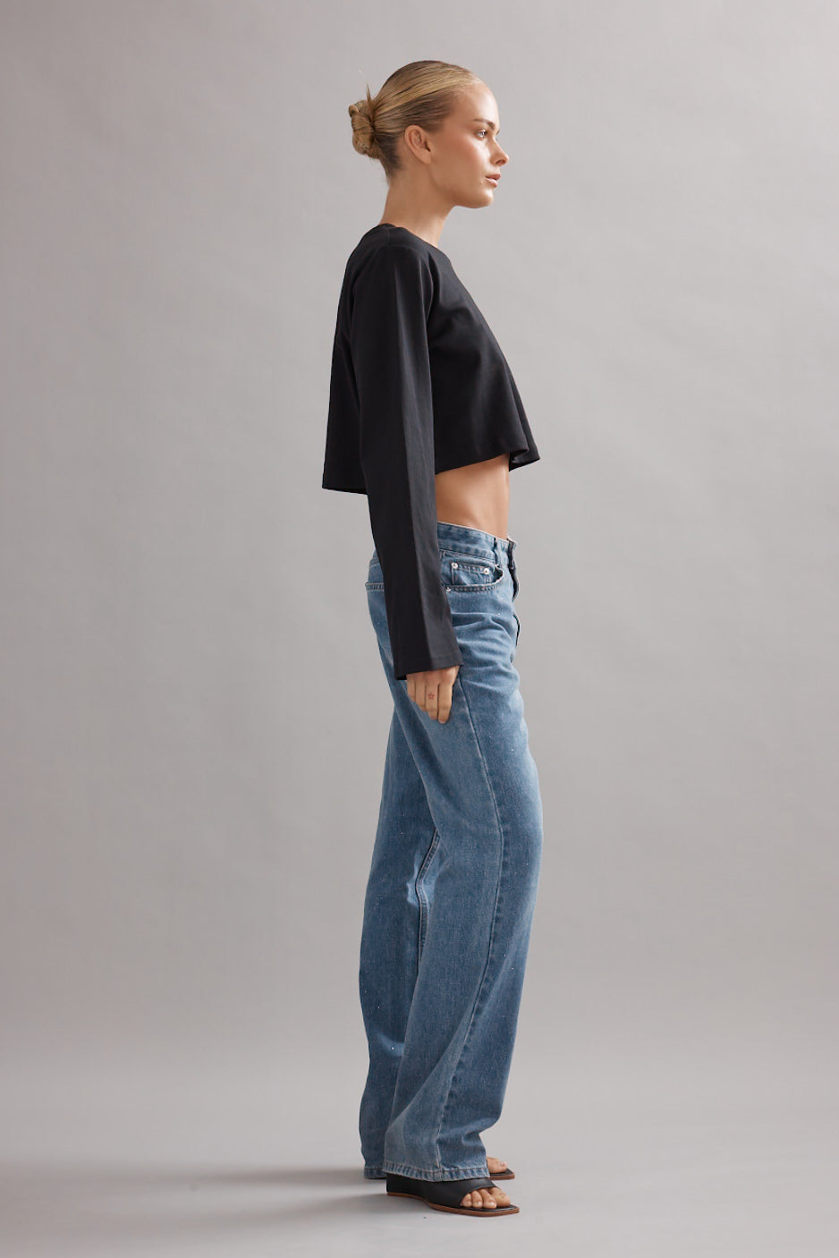Club CC Cropped Long Sleeve Tee