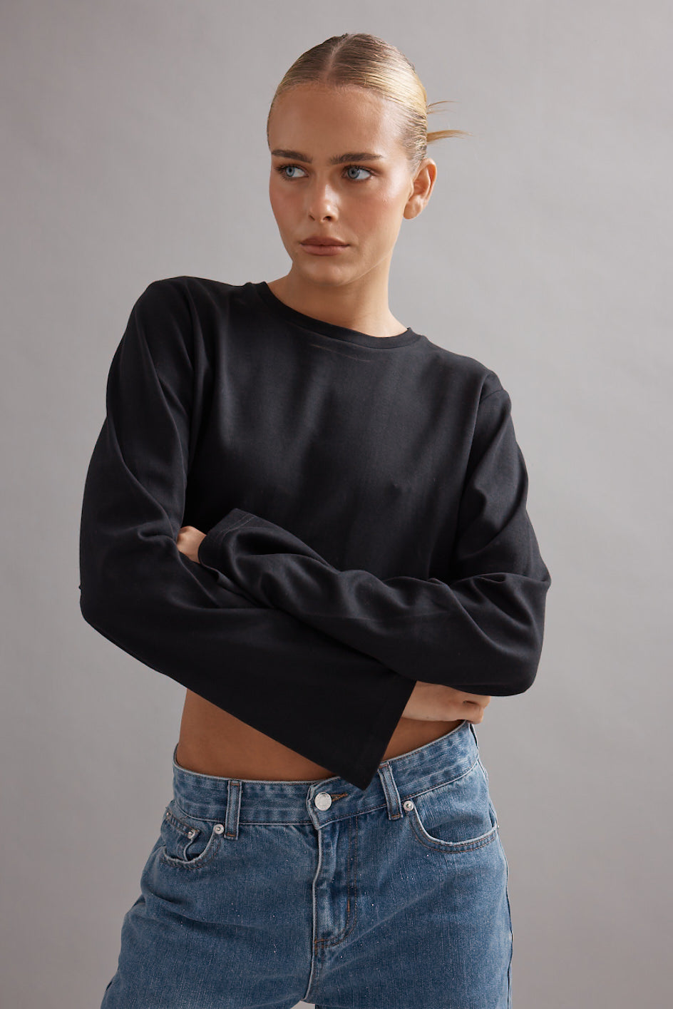 Club CC Cropped Long Sleeve Tee