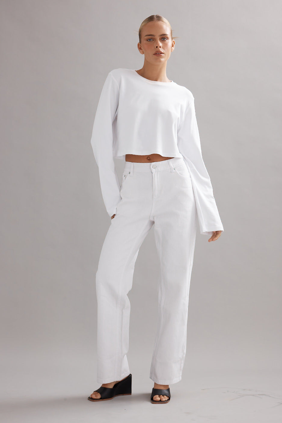 Club CC Cropped Long Sleeve Tee