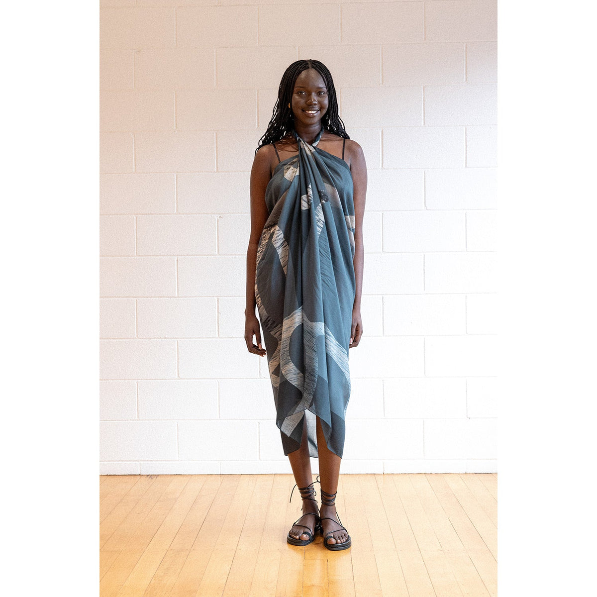 Good & Co / Low Tide / Giant Sarong