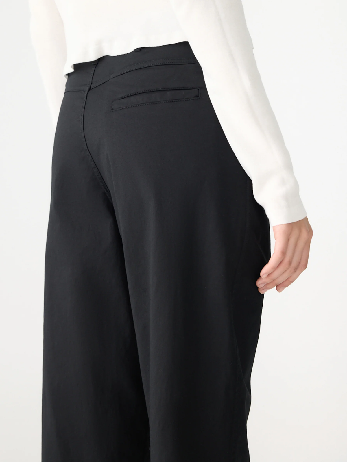 Bassike / Double Dyed Raw Hem Pant / Black