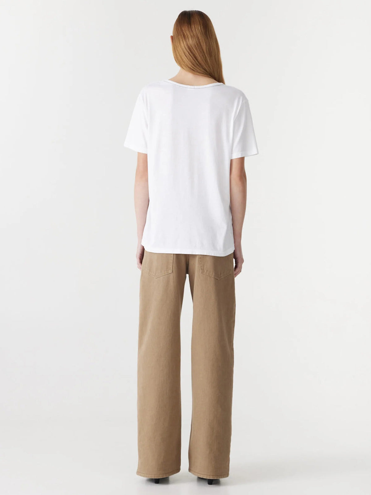 Bassike / Classic V-Neck T-Shirt / White