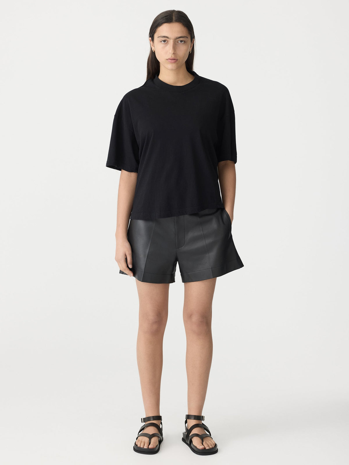 Bassike / Floating Neck Boxy T-Shirt / Black