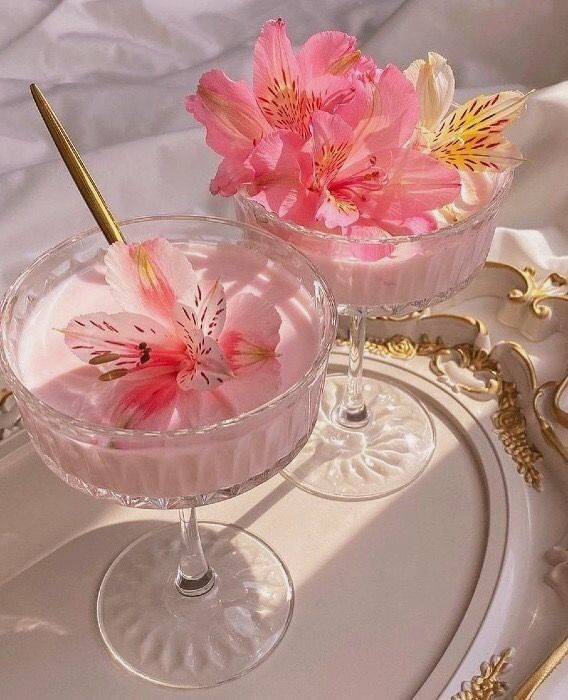 raspberry sherbet candle