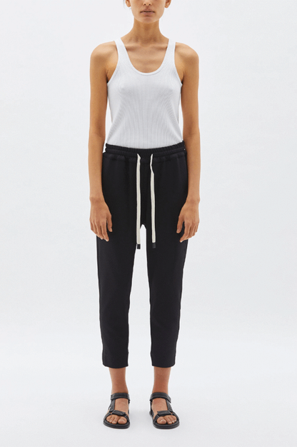 Bassike / Stretch Twill Tapered Pant / Black
