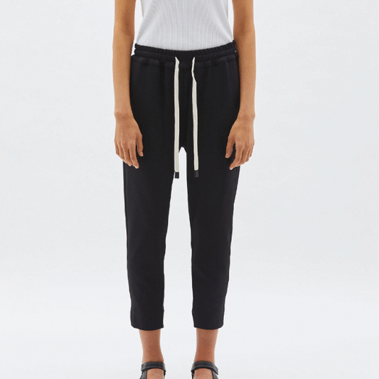 Bassike / Stretch Twill Tapered Pant / Black
