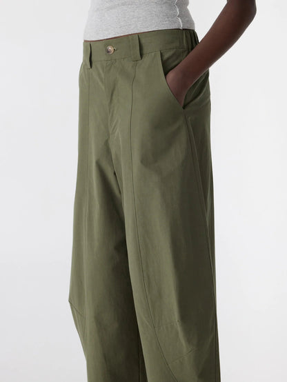 Bassike / Crushed Cotton Barrel Pant / Khaki