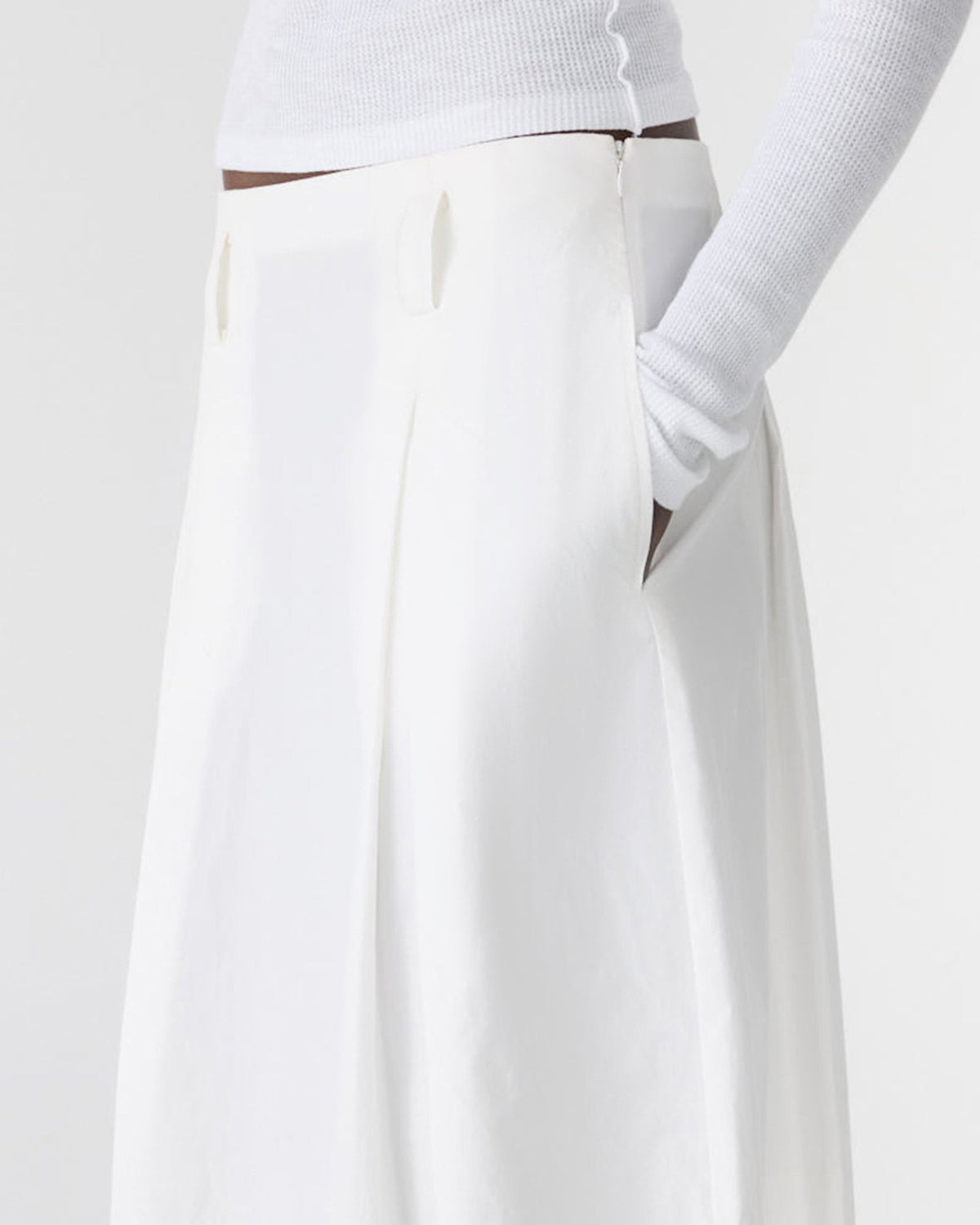 Bassike / Crushed Cotton Box Pleat Skirt / Natural