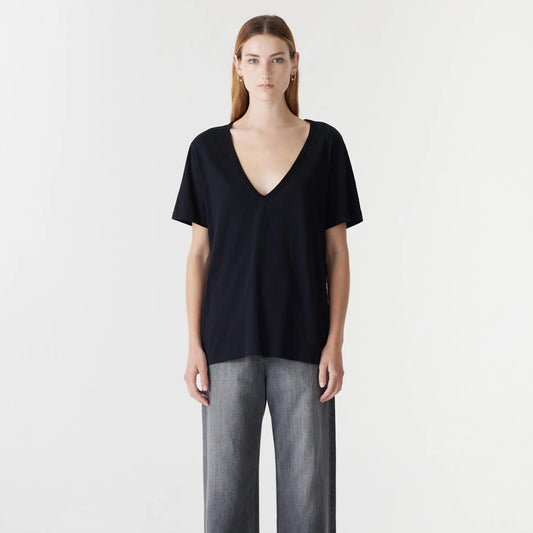 Bassike / Classic V-Neck T-Shirt / Black