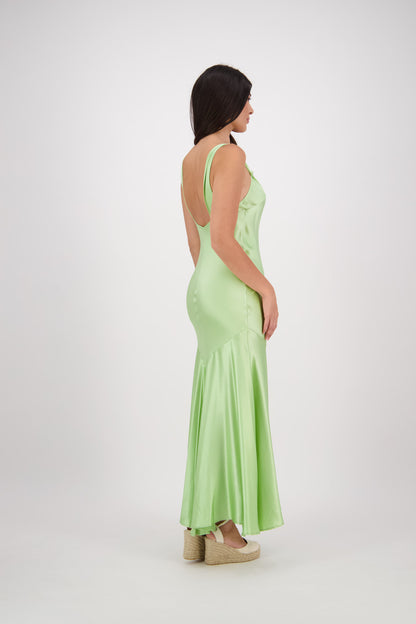 giselle dress green The A&F Giselle Clasp-Back Pleated Midi Dress size