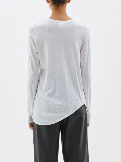 Bassike / Regular Scoop Hem Longsleeve T-Shirt / White
