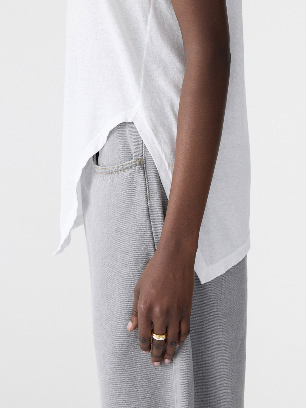 Bassike / Asymmetric Crew Tank / White