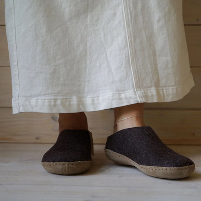 Glerups / Slip-on / Charcoal / Leather Sole