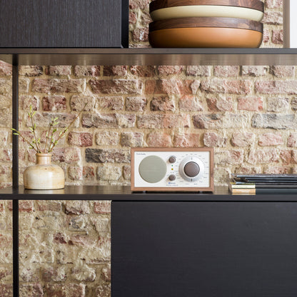 Tivoli / Wireless Radio / Model One BT / Walnut + Beige
