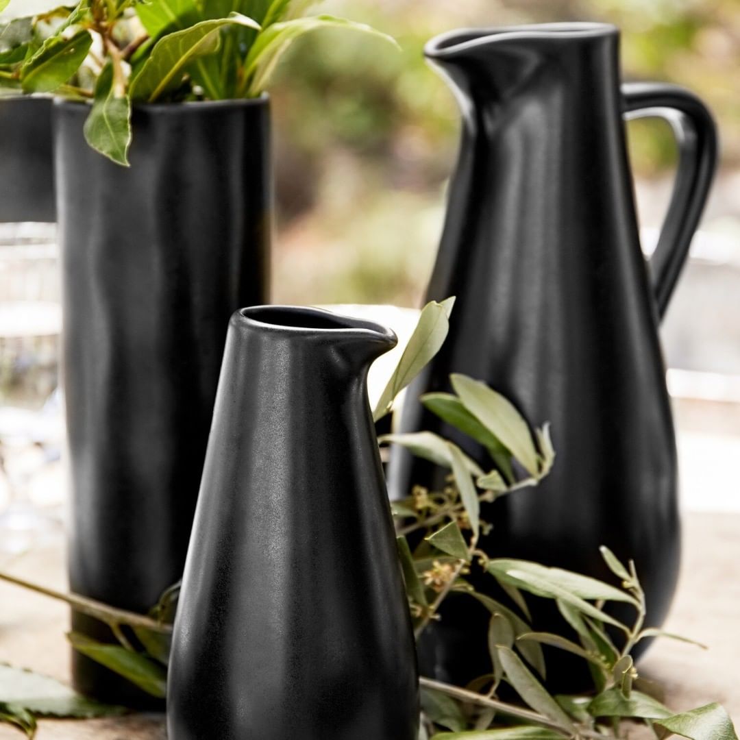 Sable Jug / Black / Small
