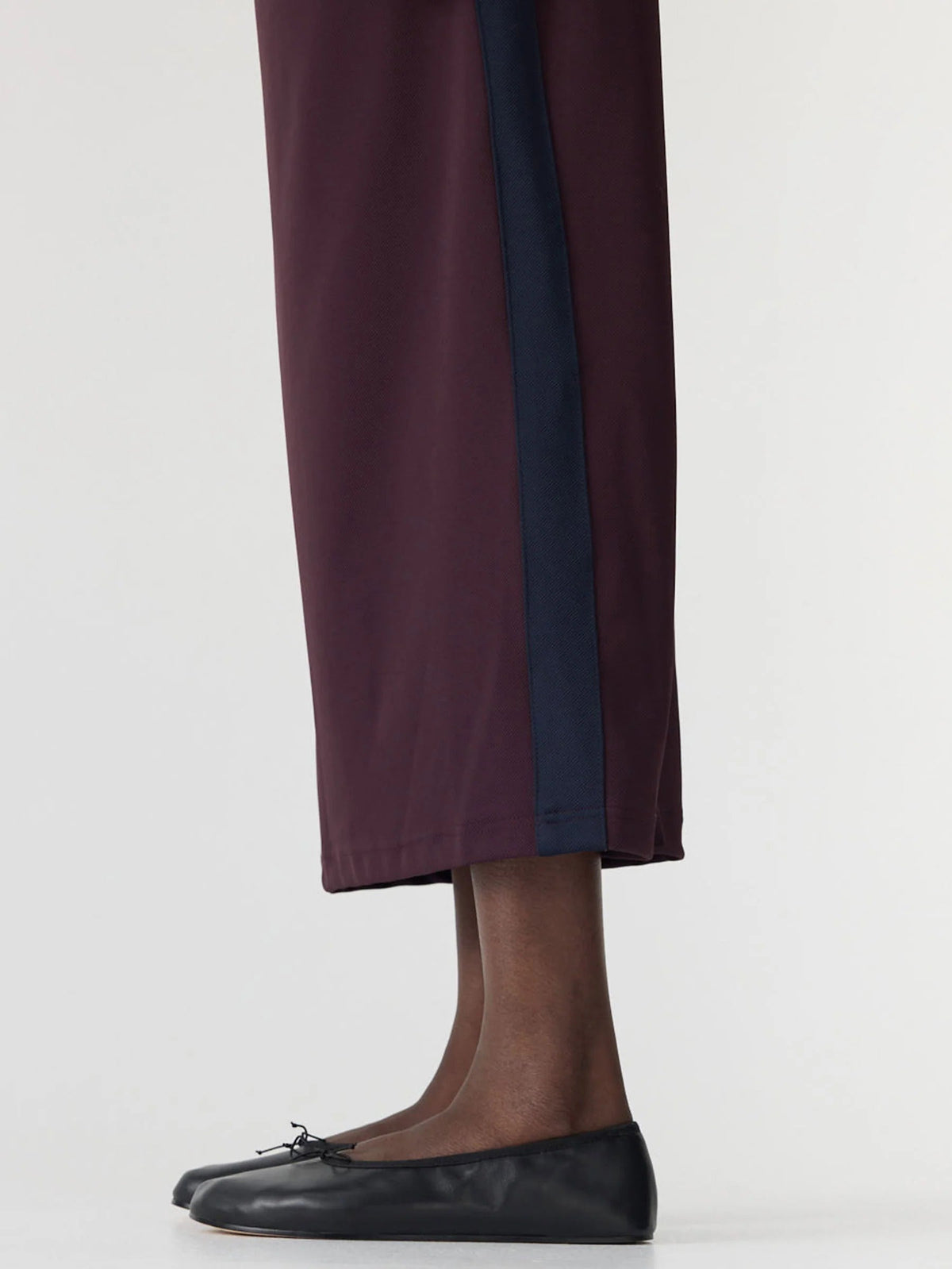 Bassike / Stretch Twill Pull On Skirt / Dark Plum + Ink