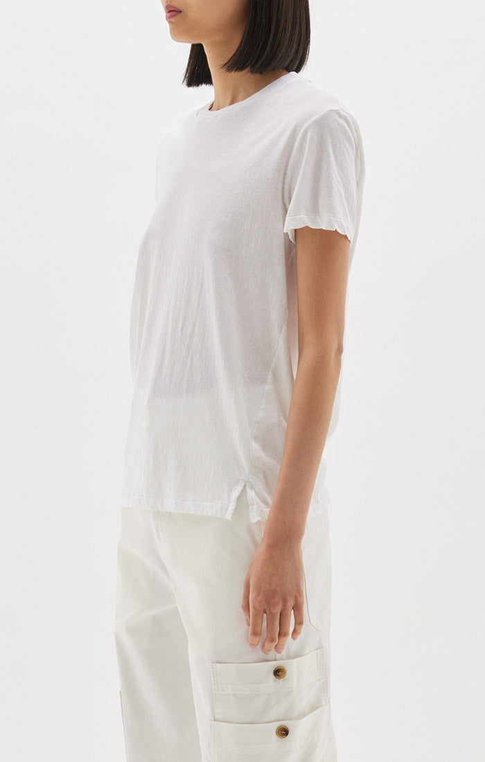 Bassike / Regular Classic T-Shirt / White